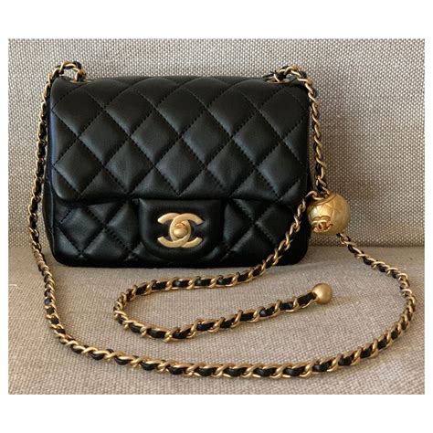 women's Chanel purses